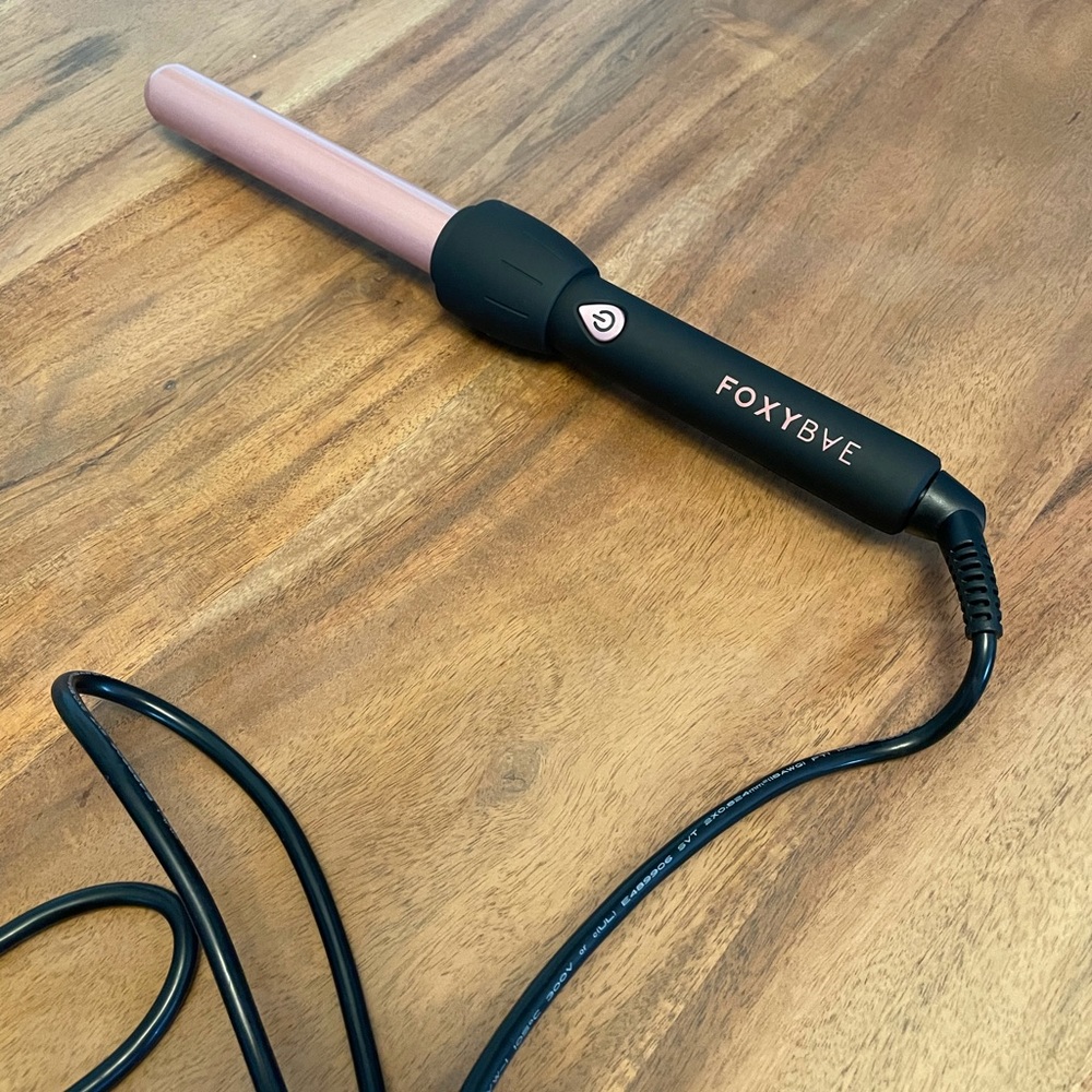 COPY - Rose-gold Foxybae Curling Wand
